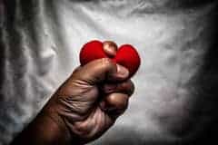 Can narcissists love you? Holding your heart in their hands